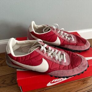 Nike Men’s Waffle Racer- Size 11